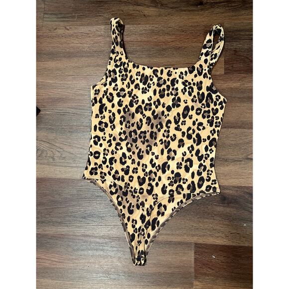 Aritzia Babaton Cheetah One Piece Thong Swimsuit Medium - Picture 4 of 5